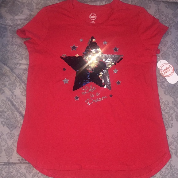 Girls red shirt with sequins star - Picture 1 of 1